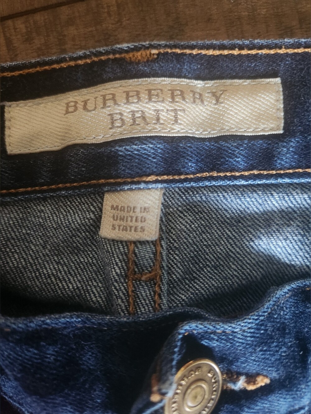 Women's Burberry Button Up Straight Jeans 30X32 - Picture 2 of 12